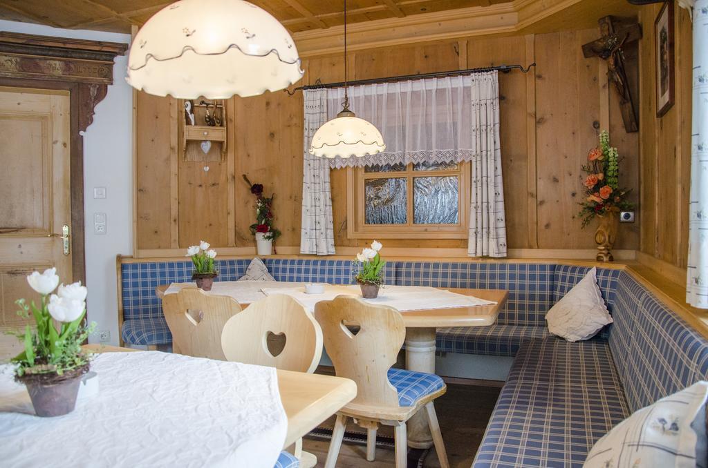 Hotel Garni Alpenhof Ischgl Exterior photo